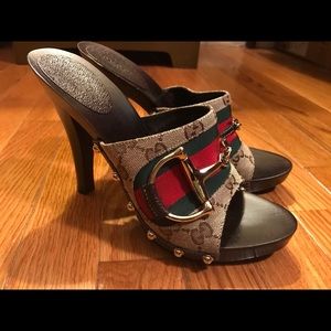 Gucci wooden high heel with gold half horse bit